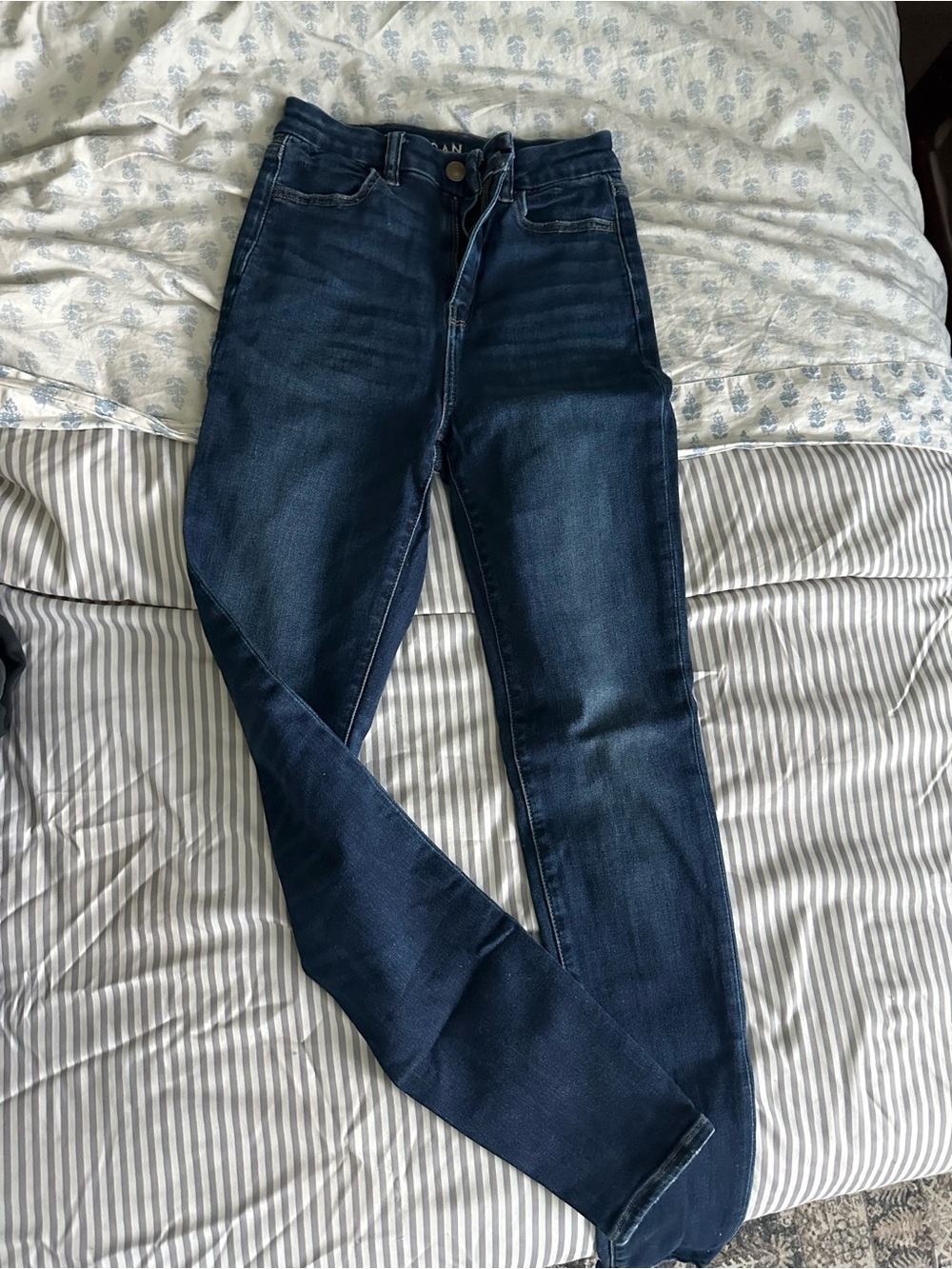 American Eagle Outfitters Curvy super High rise Dark Indigo Skinny Jeans